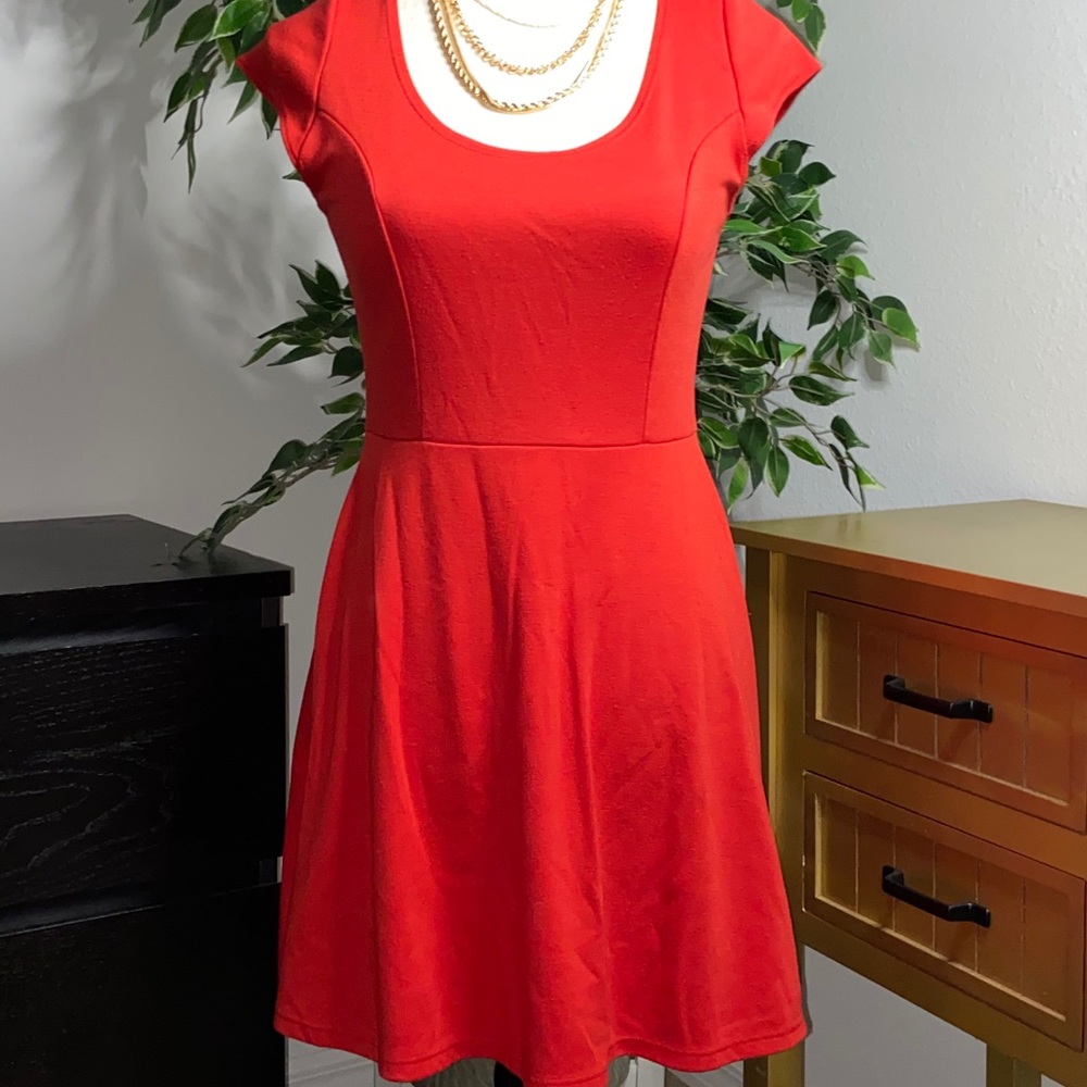 Red Dress - Picture 3 of 5